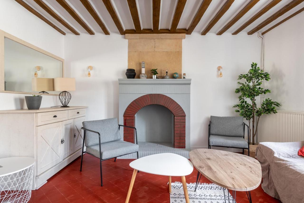 L'Escalier Rouge - Maison Renovee Avec Cour Люк-сюр-Мер Экстерьер фото